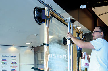 vetrox, glaskratzer entfernen, glasreparatur, verkratztes glas, glasschutz, esg, vsg, isolierglas, glasoberfläche, float, brandschutzglas